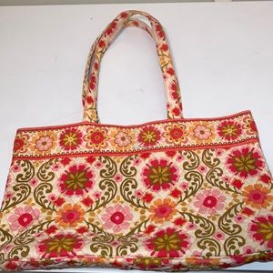 Vera Bradly 3 pocket tote with magnetic clasp in pinks and oranges